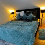 Comfort Zone C Apartment *